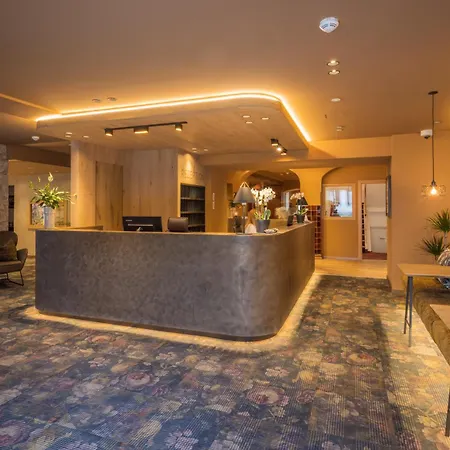 ホテル Posthotel