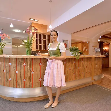 ホテル Posthotel マイヤーホーフェン
