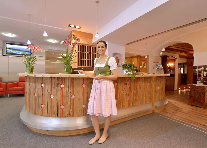 Posthotel 3* מאיירהופן