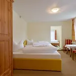 Otel Posthotel Mayrhofen