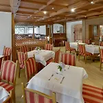 Posthotel Otel