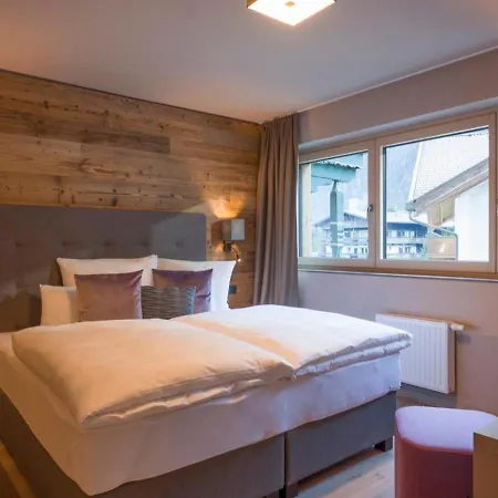 Отель Posthotel Майрхофен